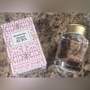 🌺 Elizabeth Arden Eternal Aura Mini Dabber